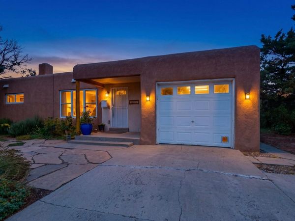 1409 Adams Street NE, Albuquerque, NM 87110