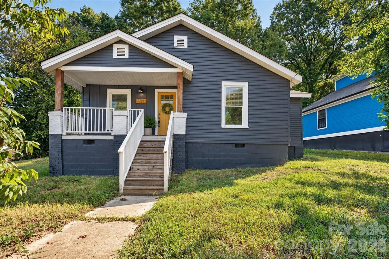 216 N Vance Street , Gastonia, NC 28052 Main Photo