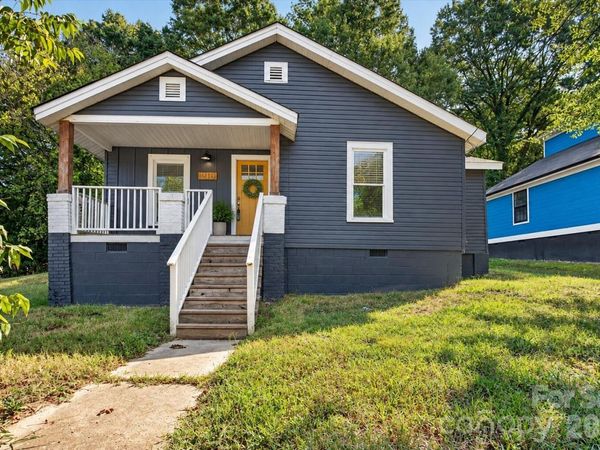 216 N Vance Street , Gastonia, NC 28052