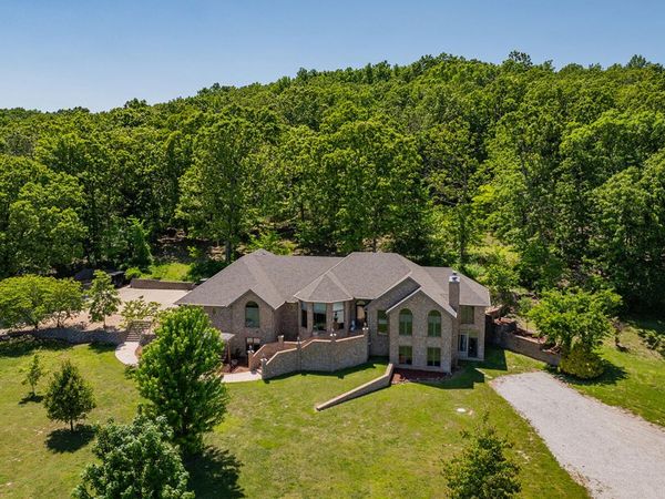 11755 N Farm Road 177 , Fair Grove, MO 65648