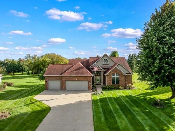 3369 PRAIRIE Road, Belvidere, IL 61008