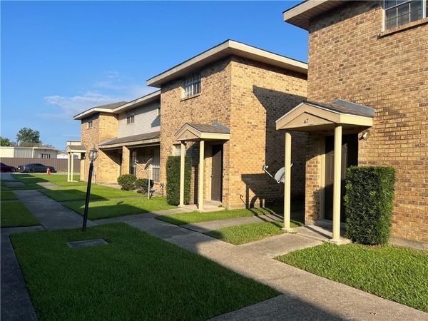 126 LAKEWOOD Drive, Unit 53, Luling, LA 70070