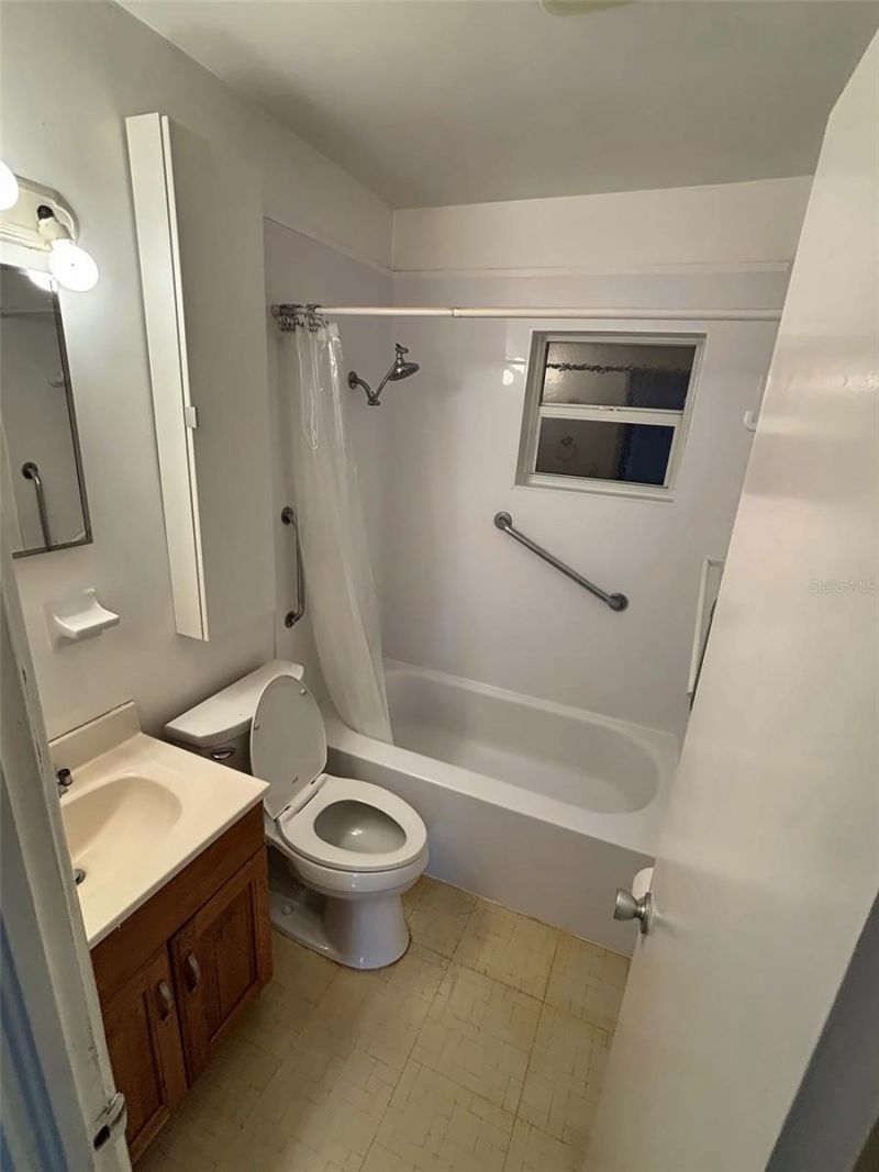 5350 6th Avenue N, Saint Petersburg, FL 33710 Photo