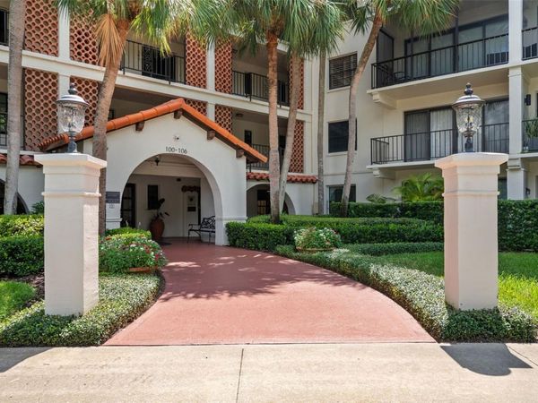 100 S INTERLACHEN AVENUE , Unit 101, WINTER PARK, FL 32789