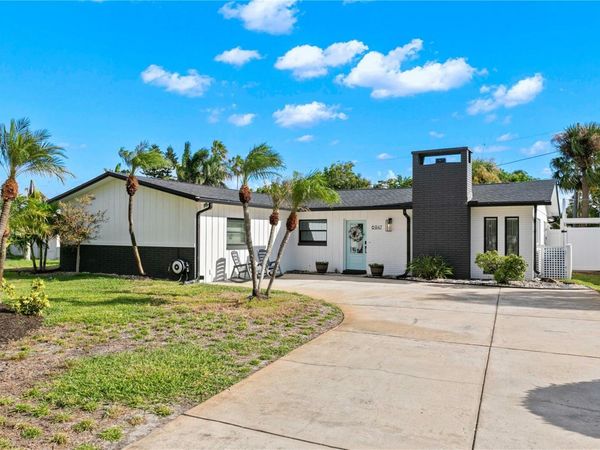 6947 S SHORE DRIVE S, SOUTH PASADENA, FL 33707