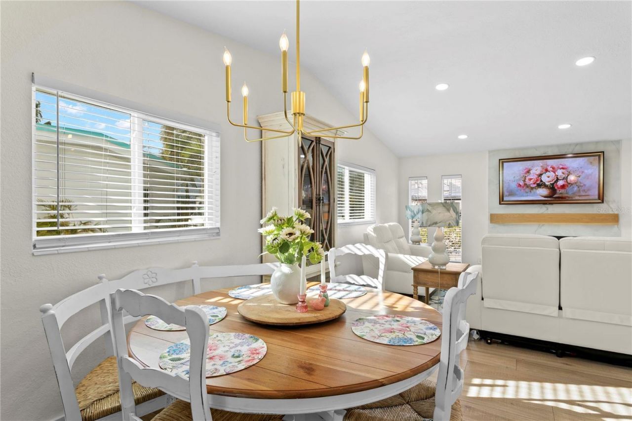 6947 S Shore Drive, South Pasadena, FL 33707 Photo