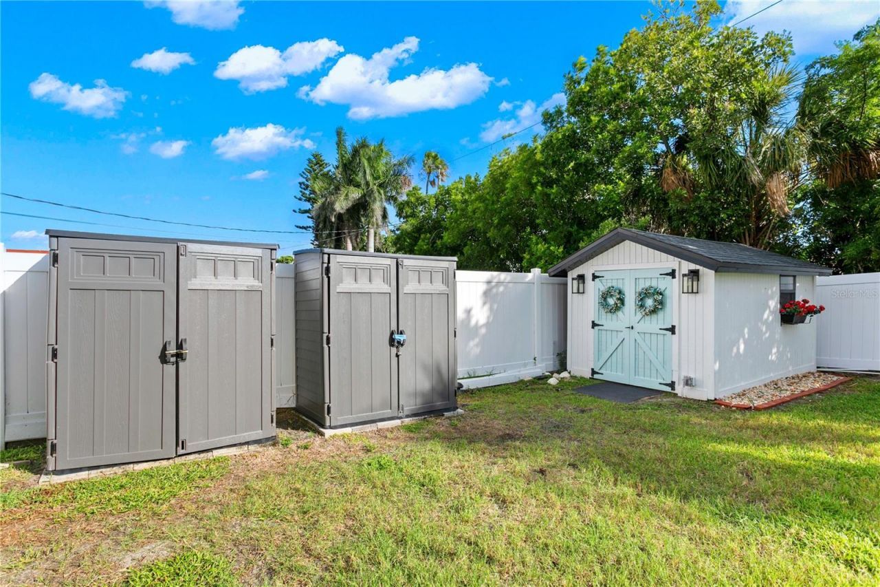 6947 S Shore Drive, South Pasadena, FL 33707 Photo
