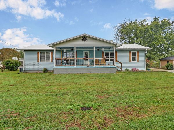 435 Patton Heights Cir , Jamestown, TN 38556