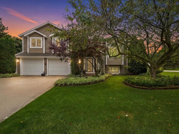 5337 Bluebell COURT, Sheboygan, WI 53083
