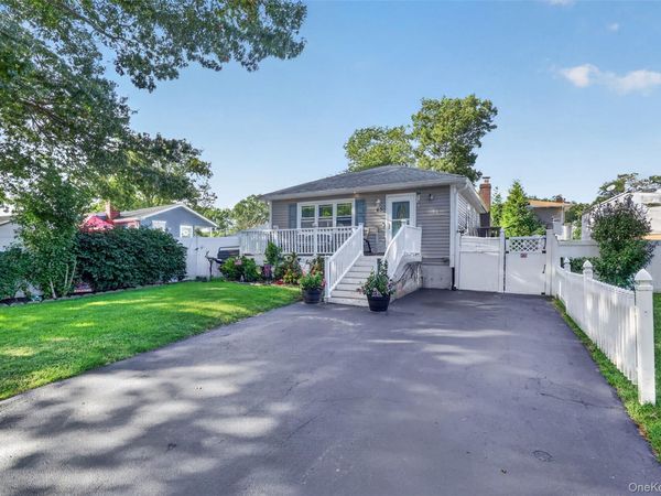 63 4th Street , Ronkonkoma, NY 11779