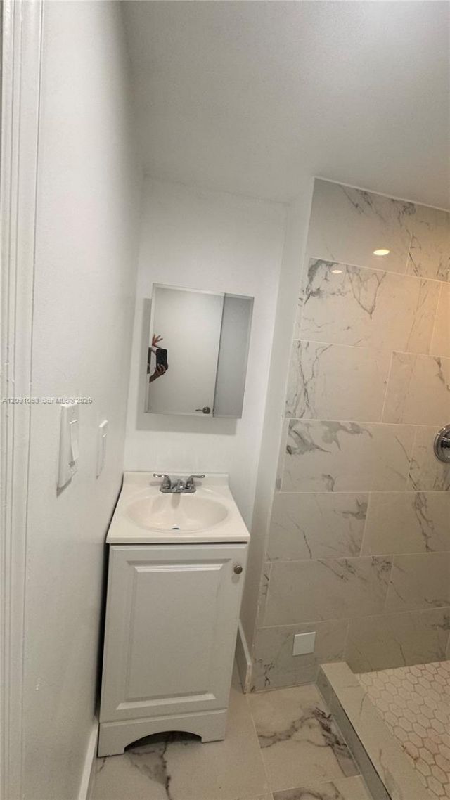 1905 Harding St , Unit 1, Hollywood, FL 33020 Photo