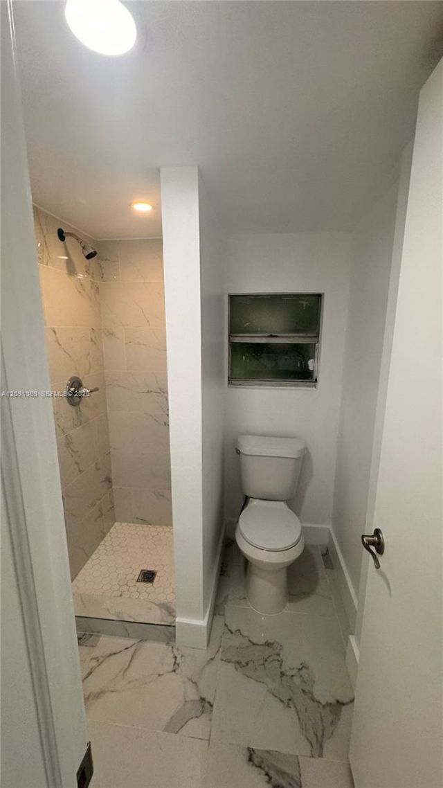 1905 Harding St , Unit 1, Hollywood, FL 33020 Photo