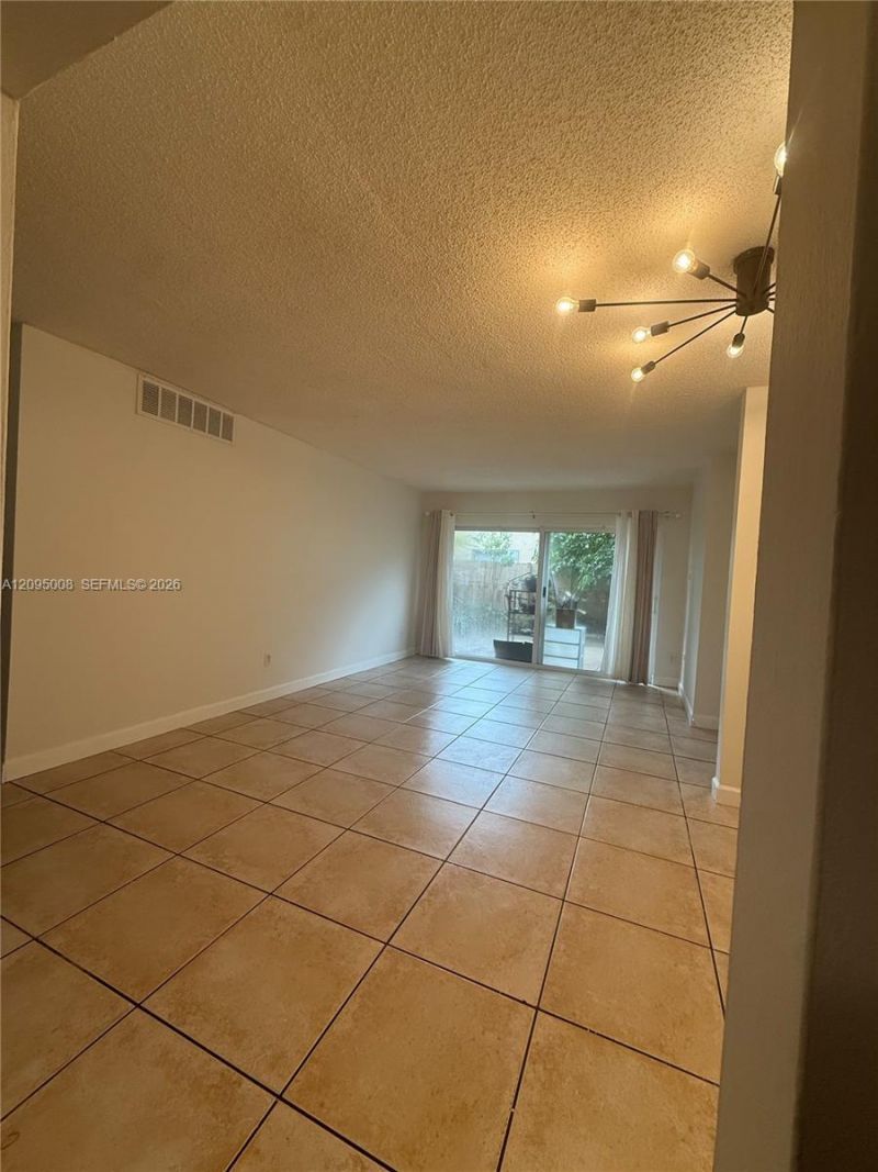 4140 NW 79th Ave, Unit 1C, Doral, FL 33166 Photo
