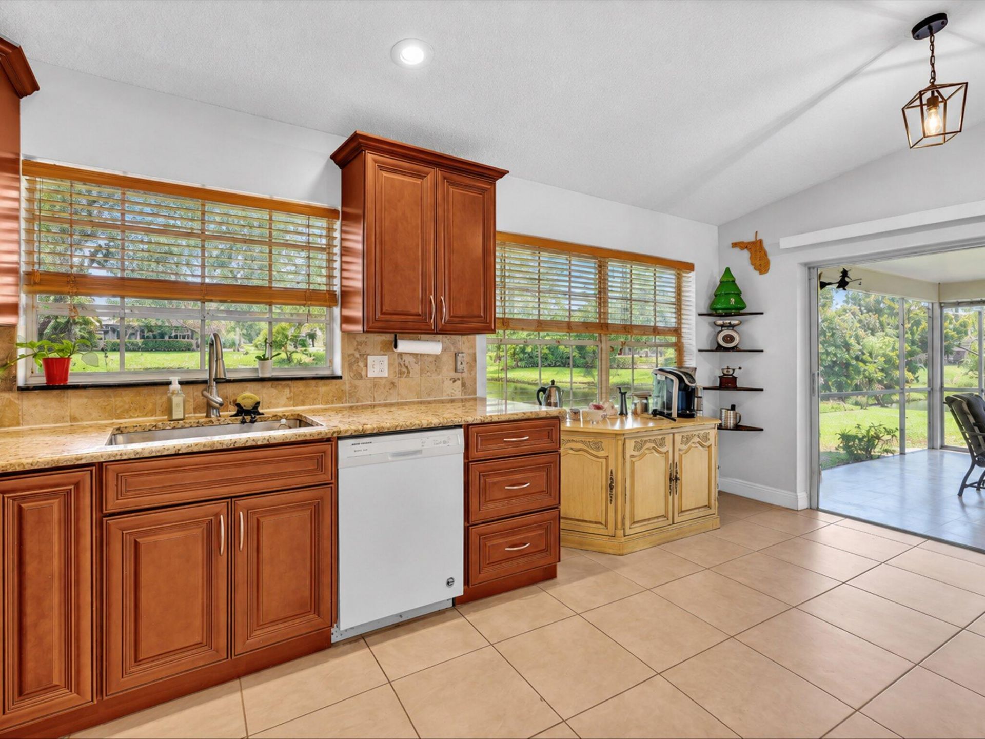 5420 Pine Circle, Coral Springs, FL 33067 Photo