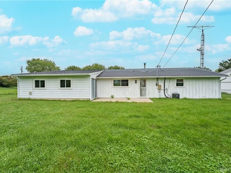 2128 Brennan Lane, Springfield, OH 45506 Photo 30