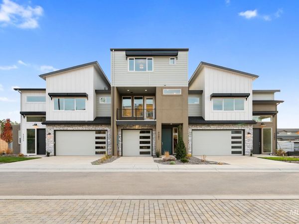 5281 N River Water Lane, Garden City, ID 83714