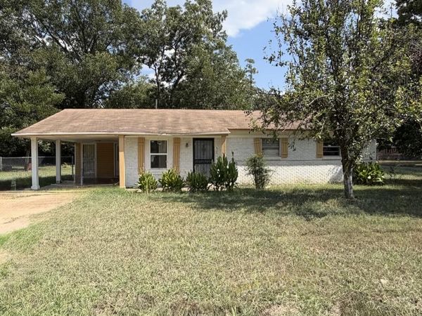 253 S Florida Street, Marianna, AR 72360