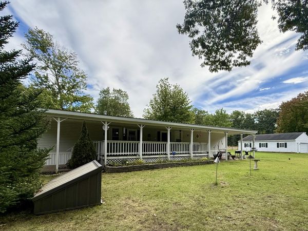 9273 E U.S. 10, Branch, MI 49402
