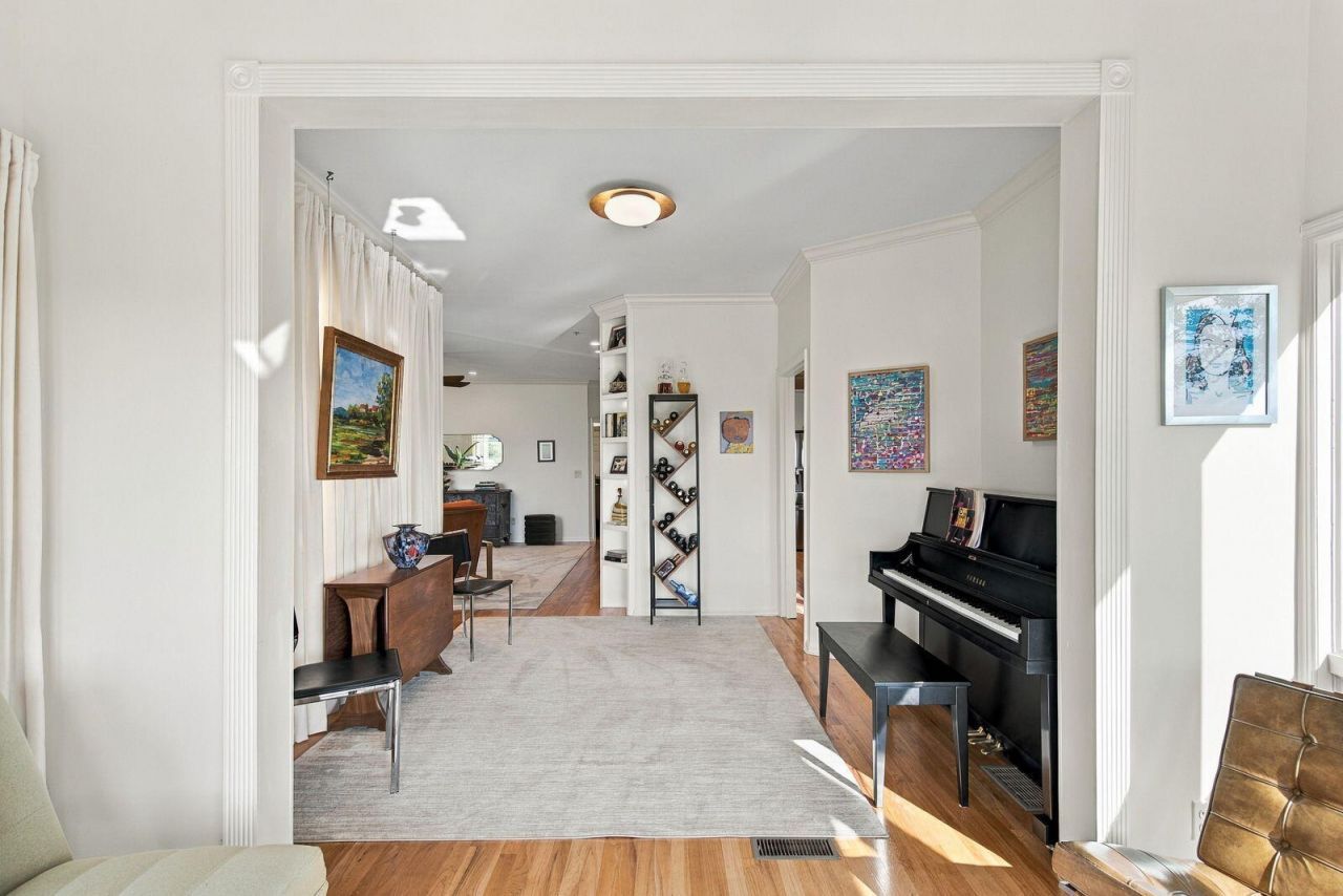 658 Harbor Creek Place Photo 18