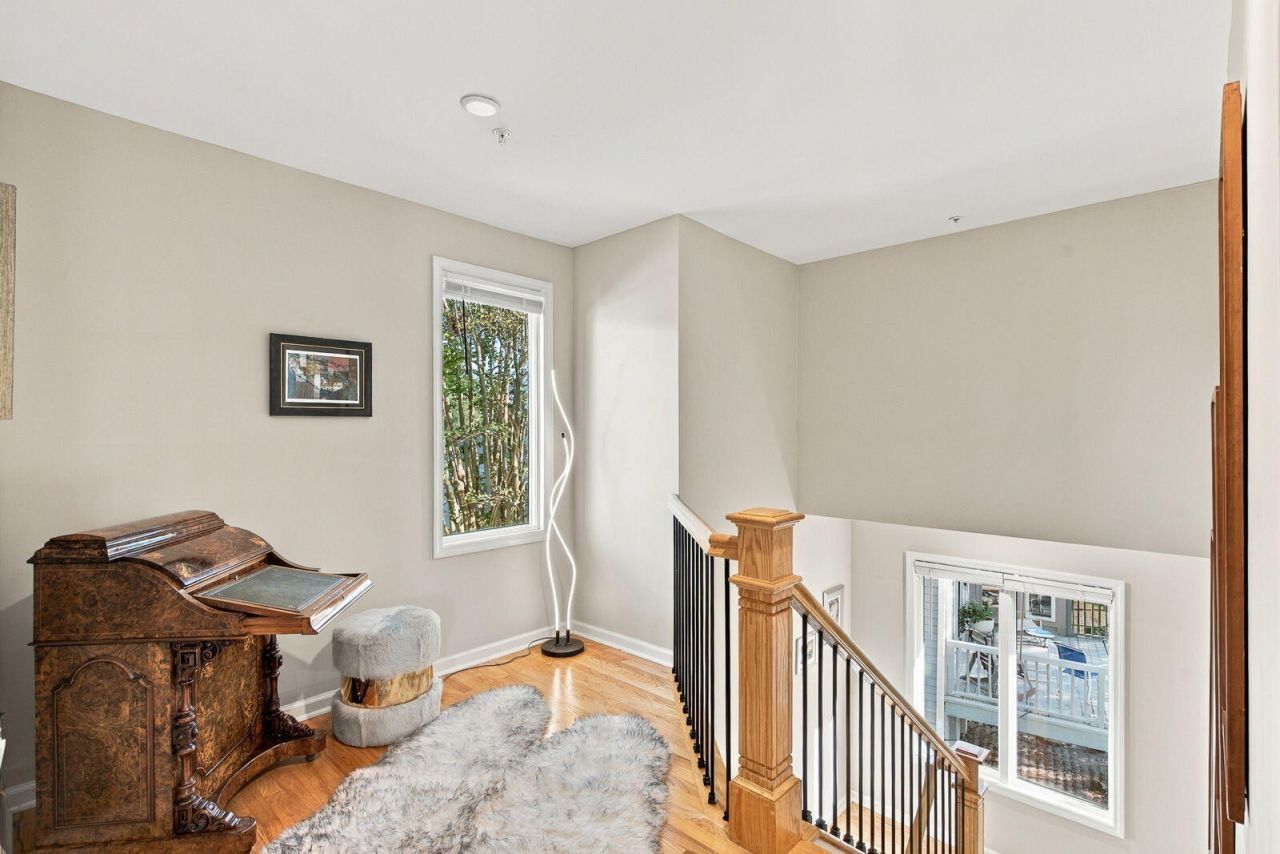 658 Harbor Creek Place Photo 32