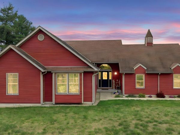 2914 N 1000 W , Fair Oaks, IN 47943