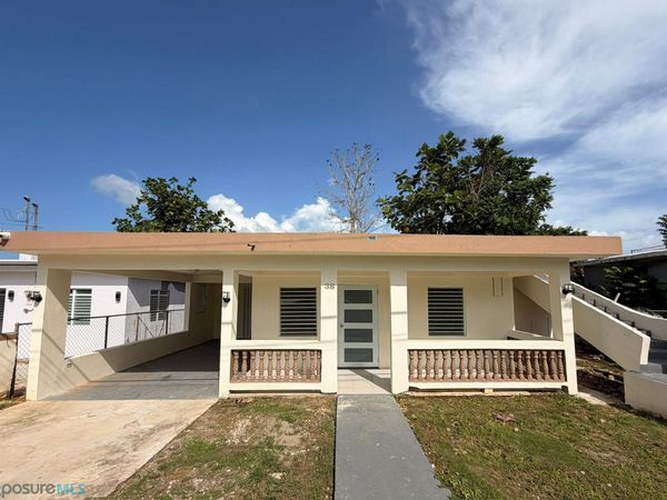 Amapola CALLE, Florida, PR 00650