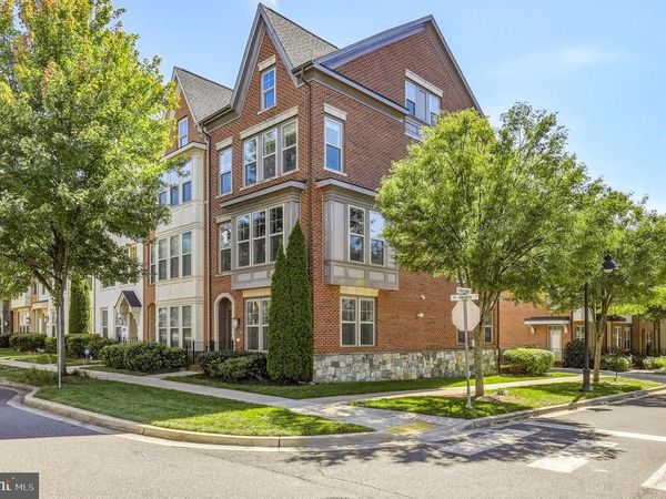 701 HENDRIX AVENUE, GAITHERSBURG, MD 20878