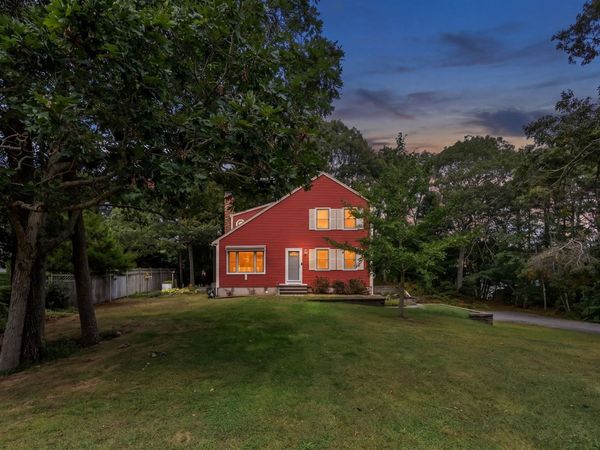 12 Eldridge Street Ext, Bourne, MA 02532
