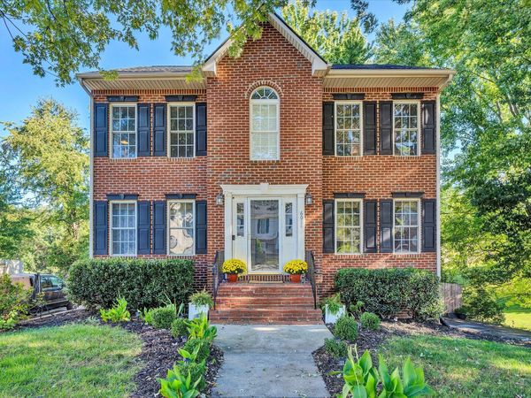 6011 Carolina TRL, Roanoke, VA 24019