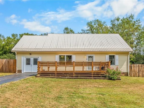 267 Pine Ridge Trail , Pinnacle, NC 27043