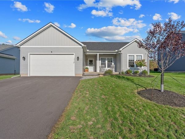 5958 Venus Path , Syracuse, NY 13209