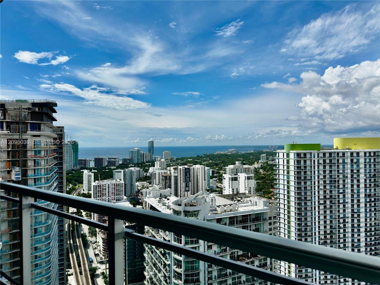 92 SW 3rd St , Unit 4905, Miami, FL 33130 Photo