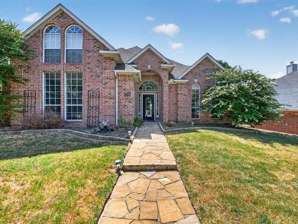 305 Brazil Drive, Hurst, TX 76054