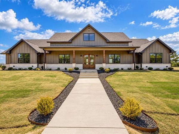 242 Private Rd 2712, Mount Pleasant, TX 75455