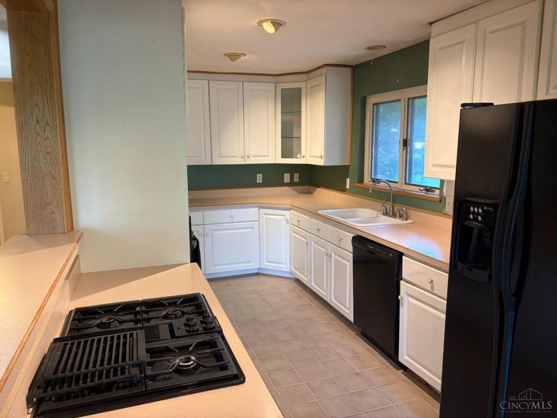 454 Beechtree Drive, Springfield Township, OH 45224 Photo 6