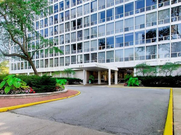 601 E 32nd Street, Unit 610, Chicago, IL 60616