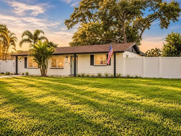 5207 56TH AVENUE N, ST PETERSBURG, FL 33709