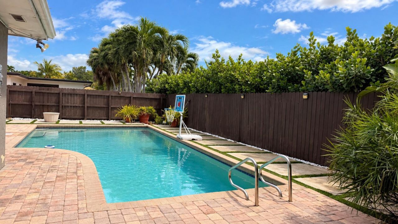 1811 N Hiatus Road, Pembroke Pines, FL 33026 Photo