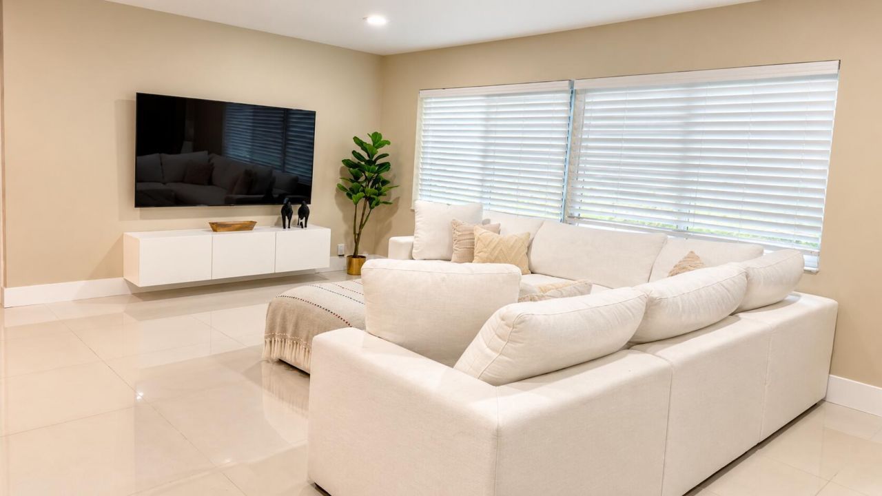 1811 N Hiatus Road, Pembroke Pines, FL 33026 Photo