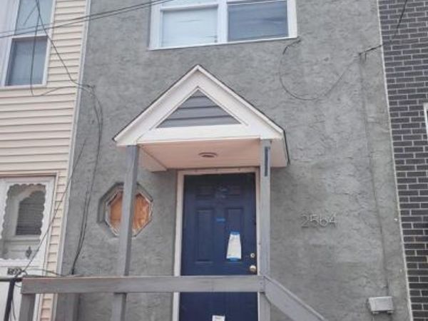 2564 E AUBURN STREET, PHILADELPHIA, PA 19134