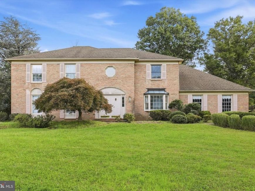 201 Hemlock Circle, North Wales, PA 19454 Main Photo