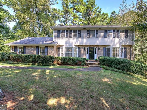 2747 Pinestream Drive NE, Marietta, GA 30068