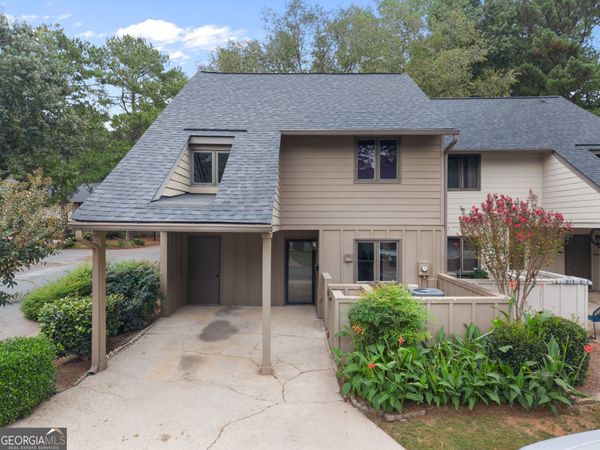 915 Cedar Creek S, Marietta, GA 30067