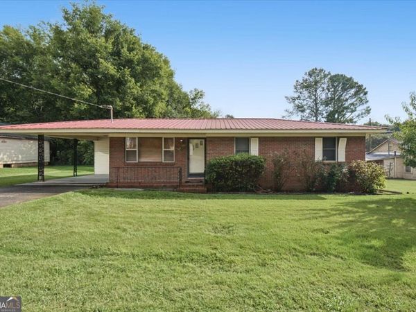 305 Pine Street, Rockmart, GA 30153