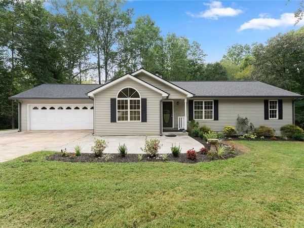 4849 Truman Mountain Road, Gainesville, GA 30506