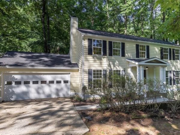 235 Cedar Drive , Peachtree City, GA 30269