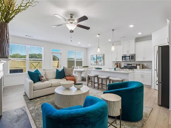 226 Foxtrot Avenue , Hoschton, GA 30548
