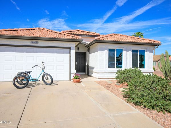6692 S CYPRESS POINT Drive, Chandler, AZ 85249
