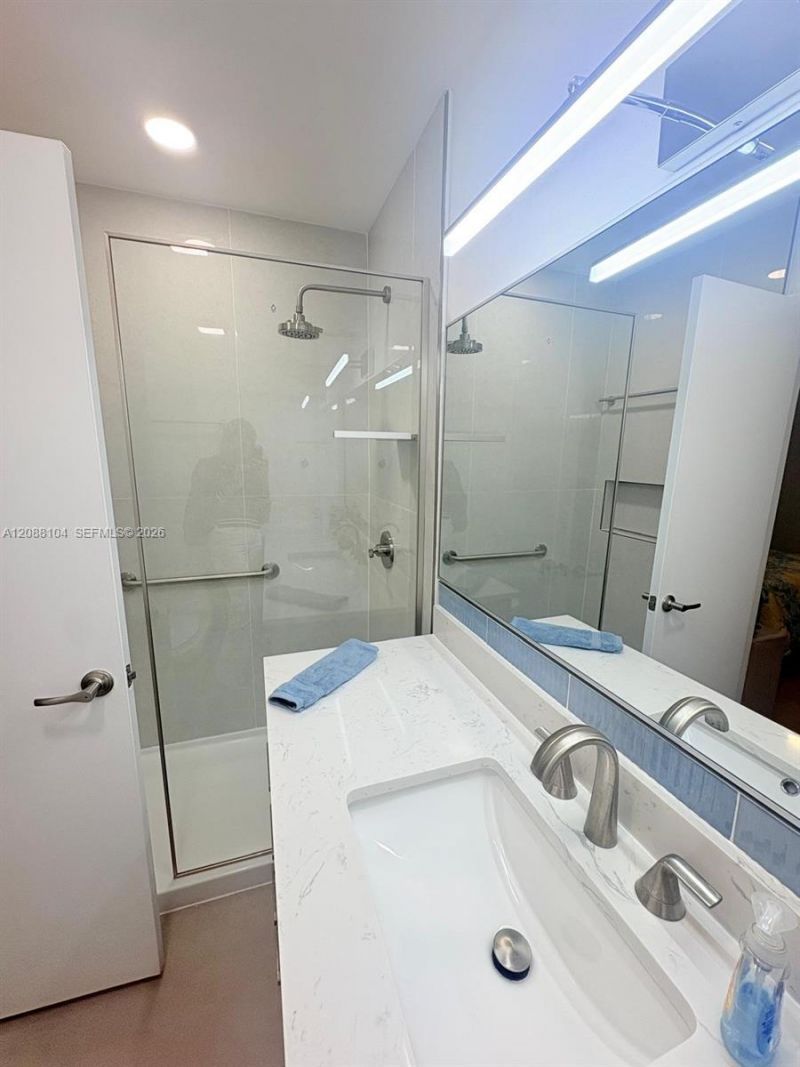 927 NW 106th Ave Cir, Unit 927, Miami, FL 33172 Photo