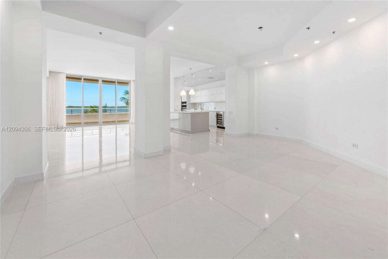 808 Brickell Key Dr, Unit 304, Miami, FL 33131 Photo